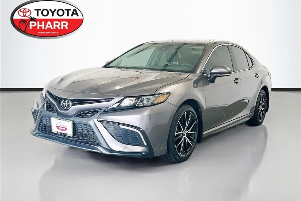 2024 Toyota Camry SE photo 1