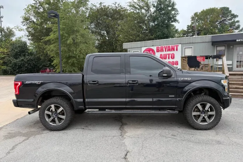 2017 Ford F-150 XLT photo 1