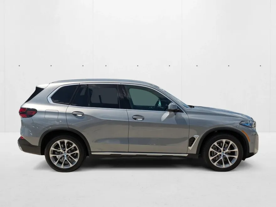 2025 Bmw X5 xDrive40i photo 1