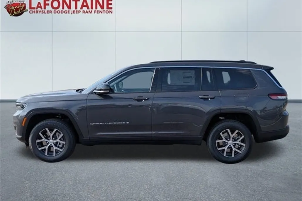 2025 Jeep Grand Cherokee Limited photo 1