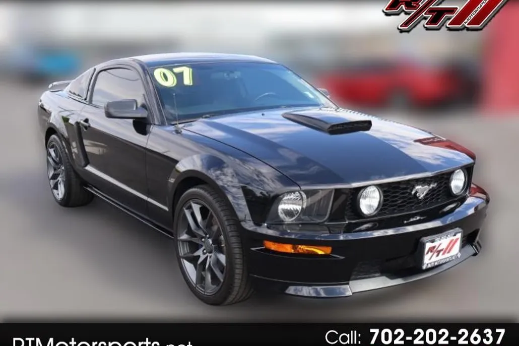 2007 Ford Mustang GT Deluxe photo 1