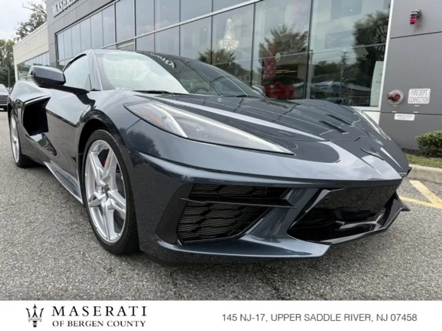 2021 Chevrolet Corvette 2LT photo 1