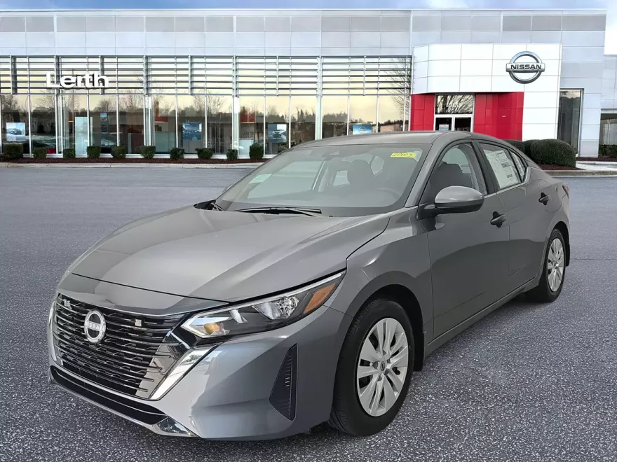 2025 Nissan Sentra S photo 1