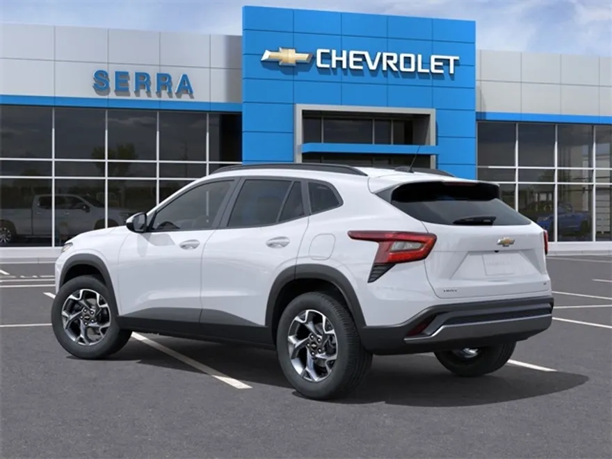 2025 Chevrolet Trax LT photo 1