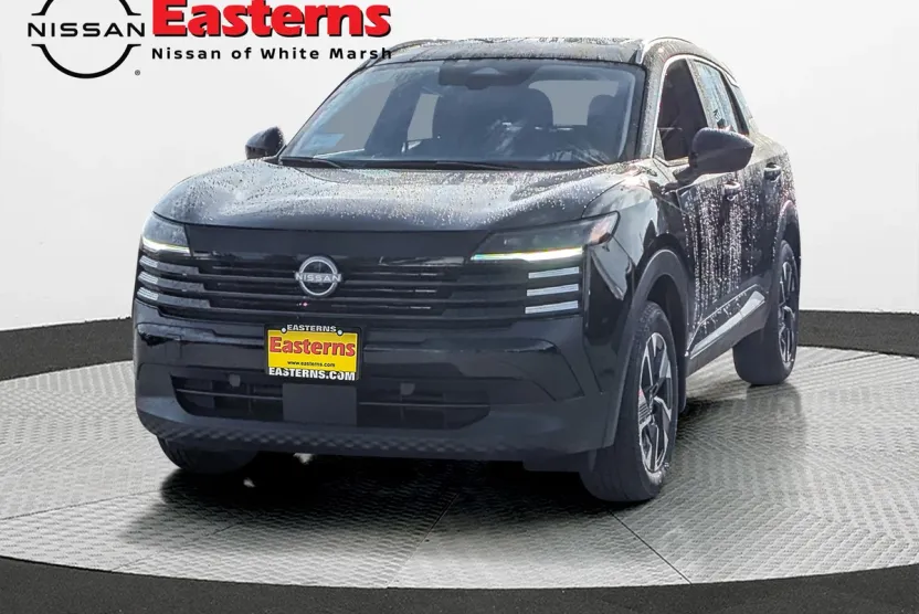 2025 Nissan Kicks SR photo 1