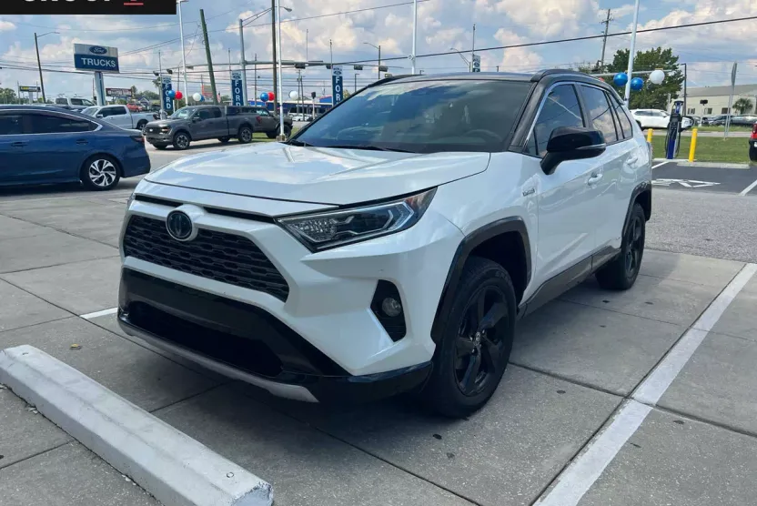 2021 Toyota RAV4 Hybrid XSE photo 1