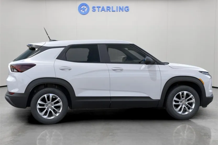 2026 Chevrolet Trailblazer LS photo 1