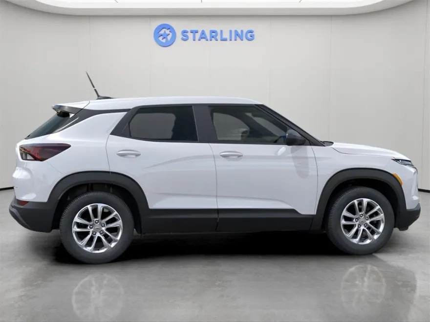 2026 Chevrolet Trailblazer LS photo 1