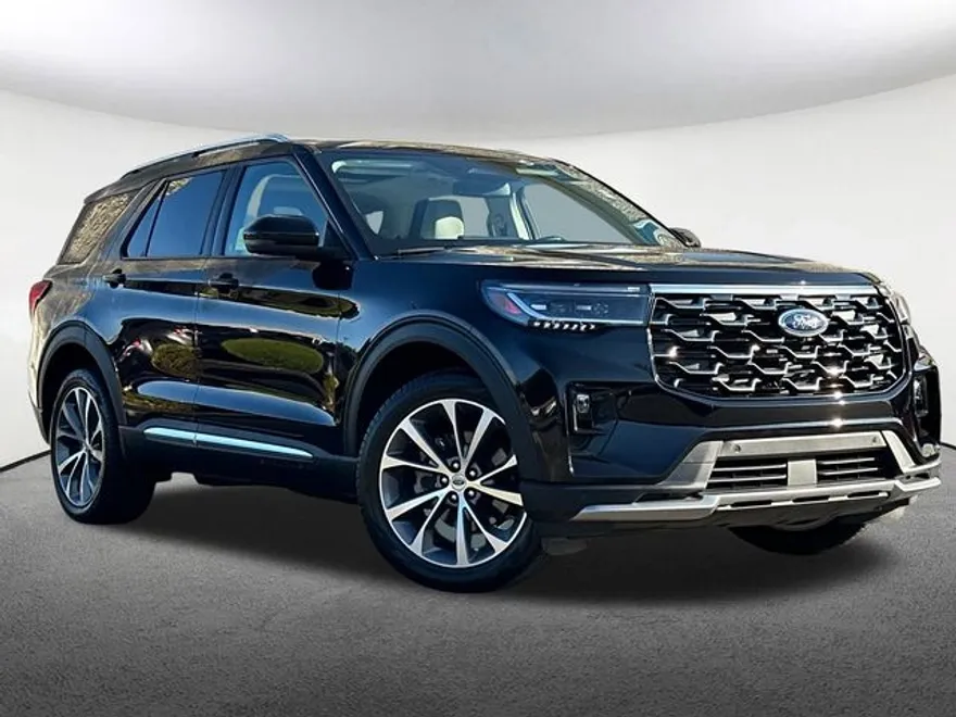 2025 Ford Explorer Platinum photo 1