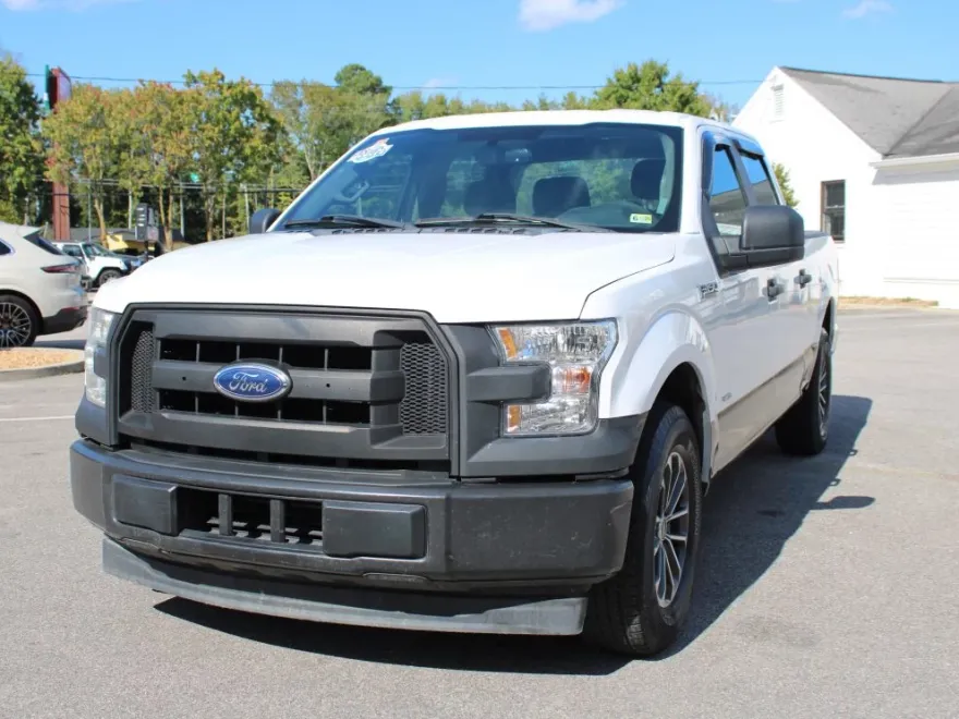 2017 Ford F-150 photo 1