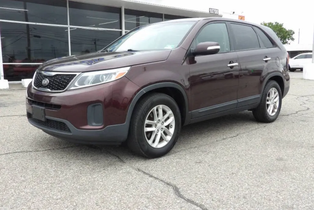 2014 Kia Sorento Base LX photo 1