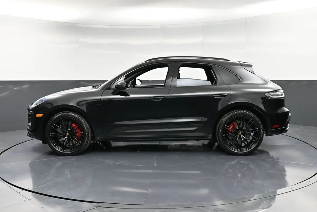 2026 Porsche Macan GTS photo 1