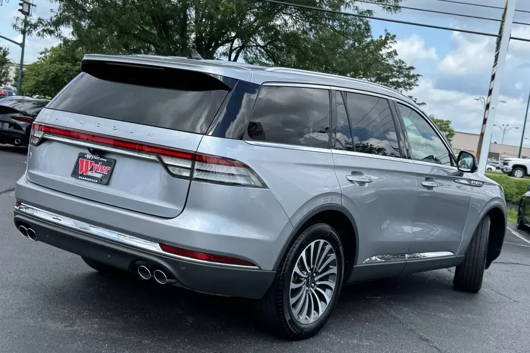 2023 Lincoln Aviator Reserve photo 1
