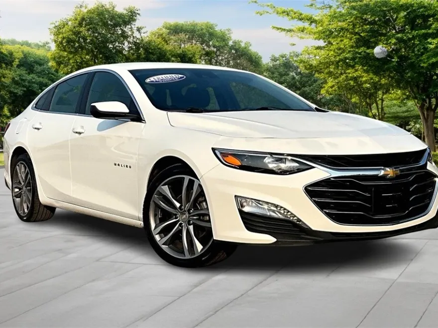 2023 Chevrolet Malibu 1LT photo 1