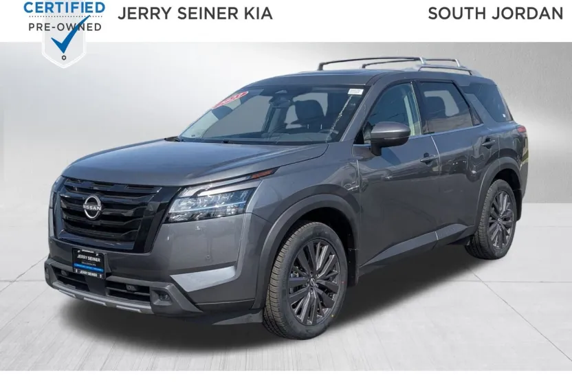 2023 Nissan Pathfinder SL photo 1