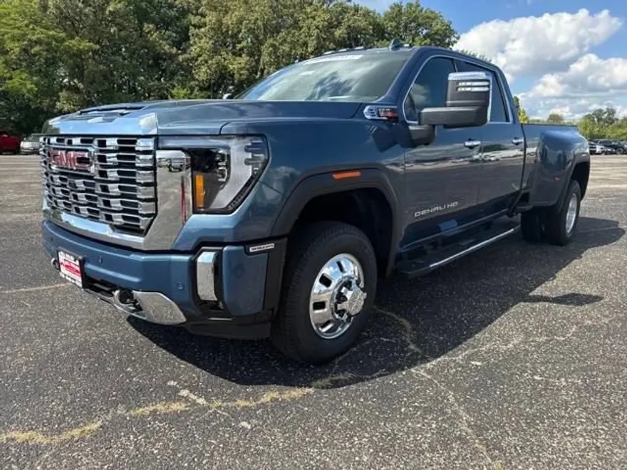 2025 Gmc Sierra 3500 HD Denali photo 1