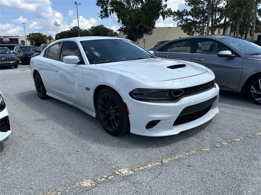2022 Dodge Charger R/T Scat Pack photo 1