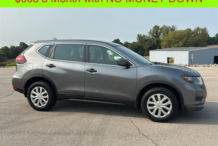 2020 Nissan Rogue S photo 1