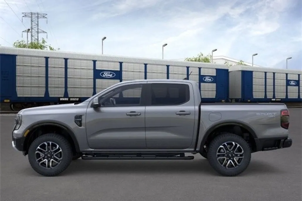 2025 Ford Ranger Lariat photo 1