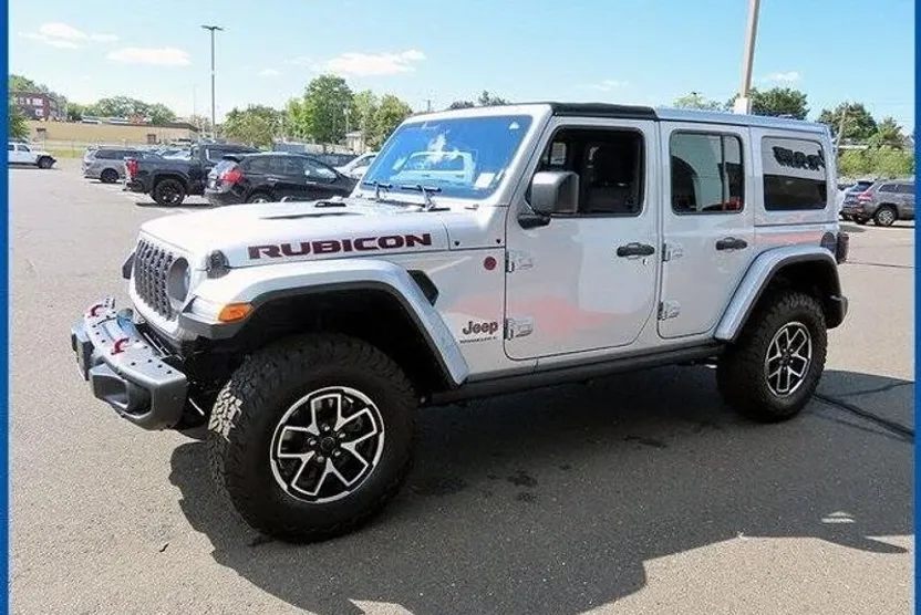 2024 Jeep Wrangler Rubicon X photo 1