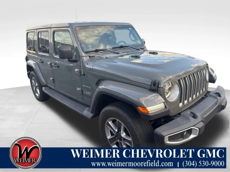 2019 Jeep Wrangler Unlimited Sahara photo 1