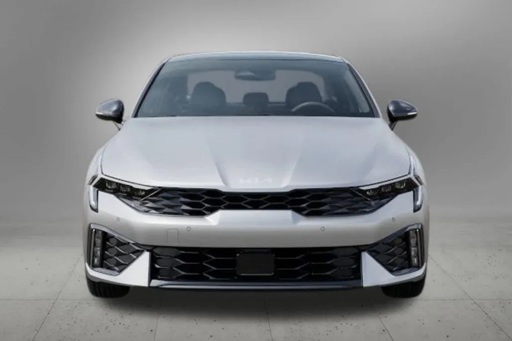 2026 Kia K5 GT-Line photo 1