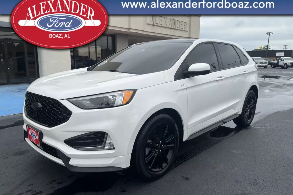 2023 Ford Edge ST-Line photo 1