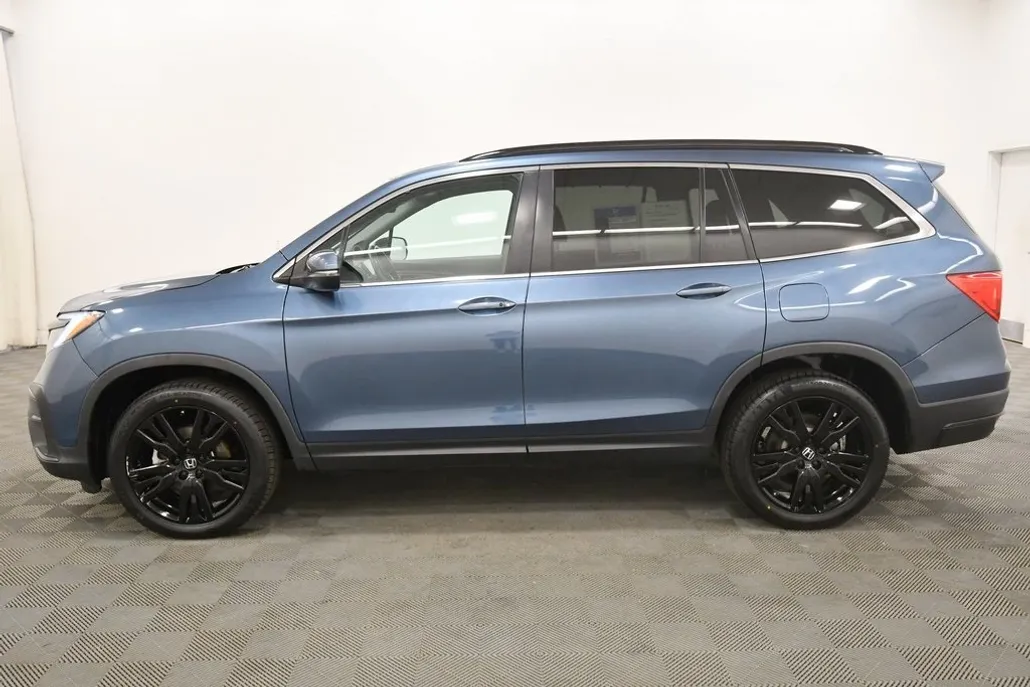 2021 Honda Pilot SE photo 1