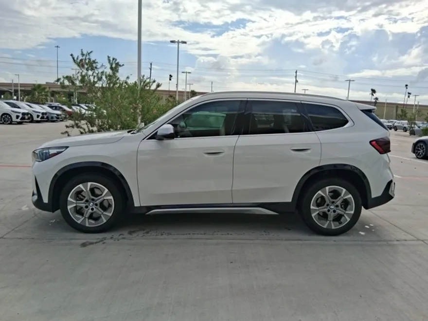 2023 Bmw X1 XDrive28i photo 1