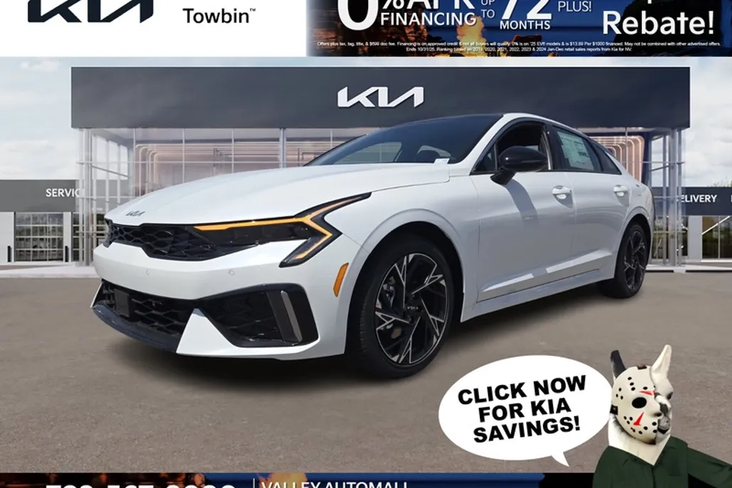 2025 Kia K5 GT-Line photo 1
