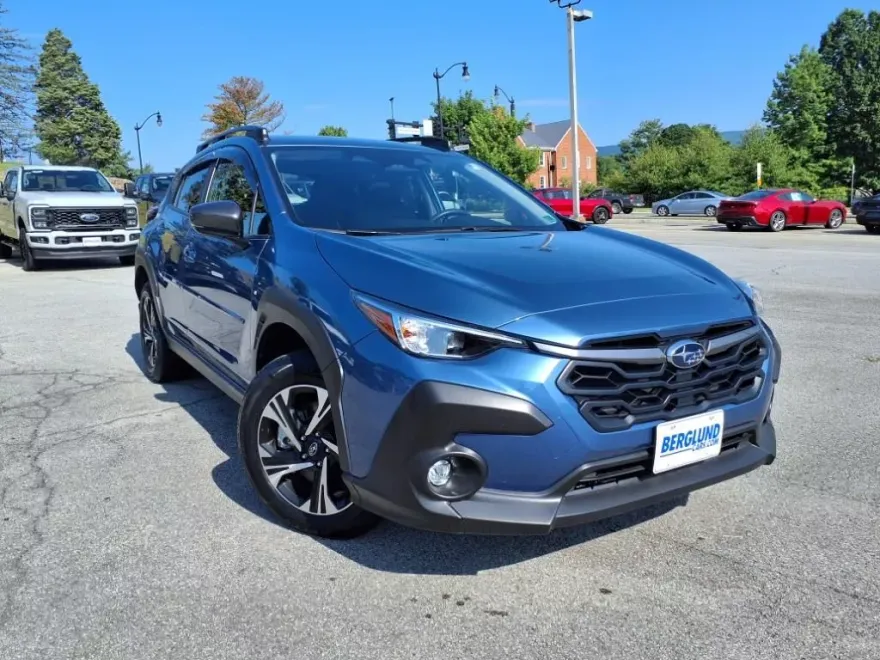 2024 Subaru Crosstrek Premium photo 1