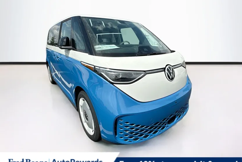 2025 Volkswagen ID. Buzz photo 1