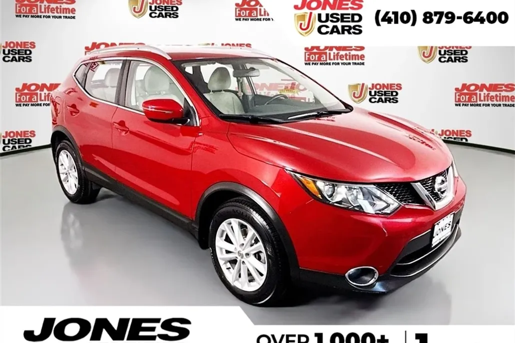 2017 Nissan Rogue Sport SV photo 1