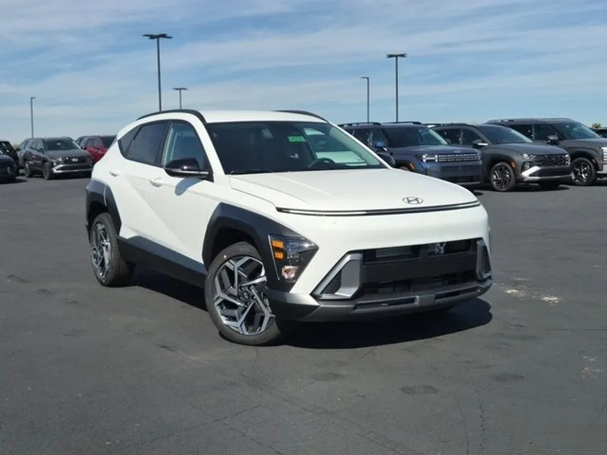 2026 Hyundai Kona SEL photo 1