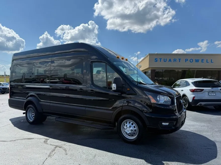 2025 Ford Transit photo 1
