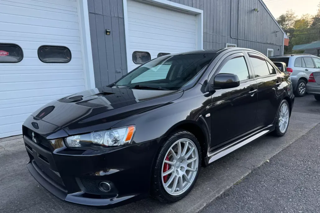 2014 Mitsubishi Lancer Evolution GSR photo 1