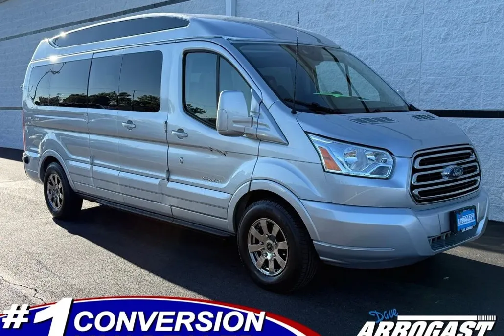 2019 Ford Transit photo 1