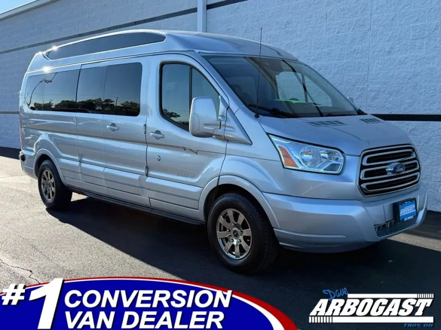 2019 Ford Transit photo 1