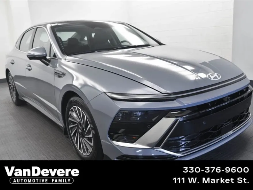2024 Hyundai Sonata Hybrid Limited photo 1