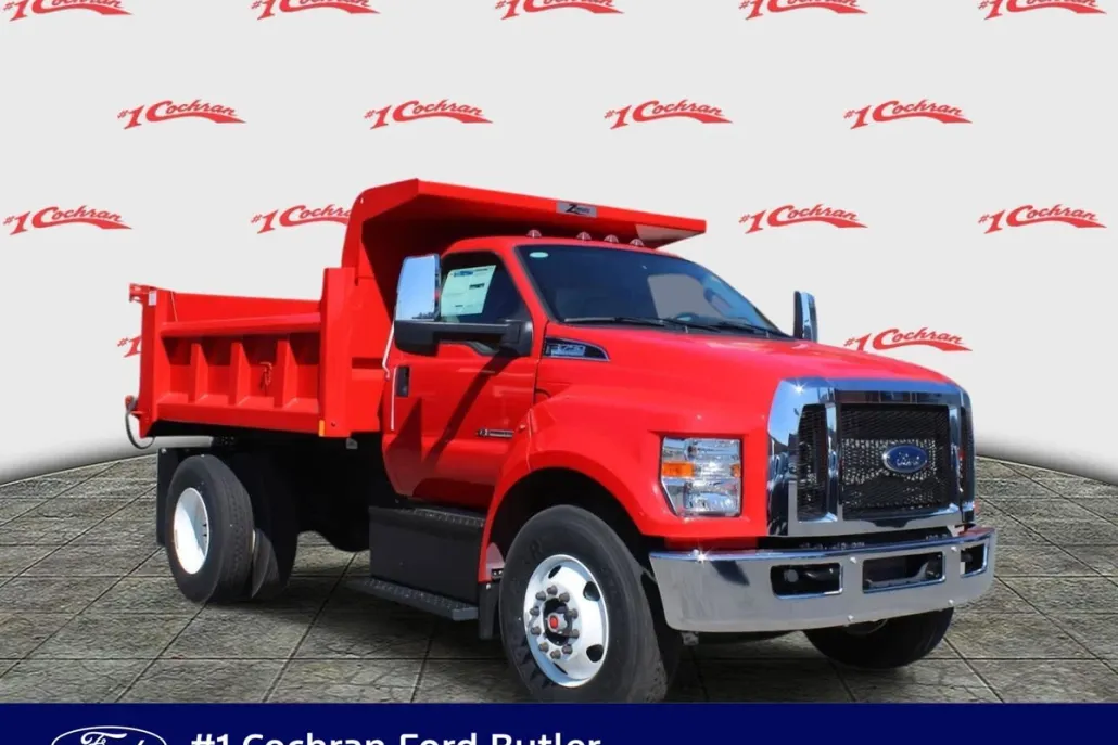 2025 Ford F-750 Base Regular Cab photo 1