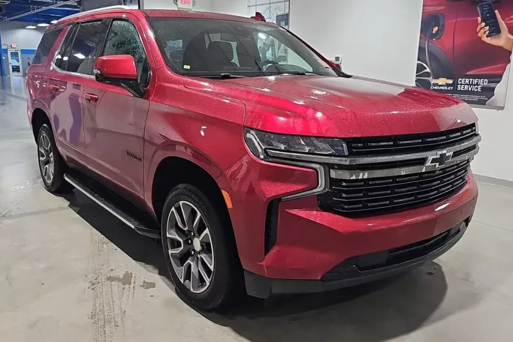 2021 Chevrolet Tahoe LT photo 1