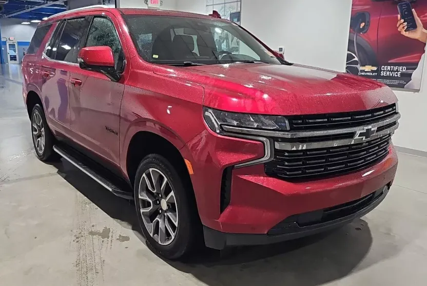 2021 Chevrolet Tahoe LT photo 1