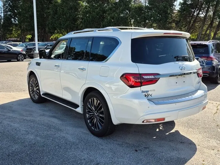 2024 Infiniti QX80 Premium Select photo 1