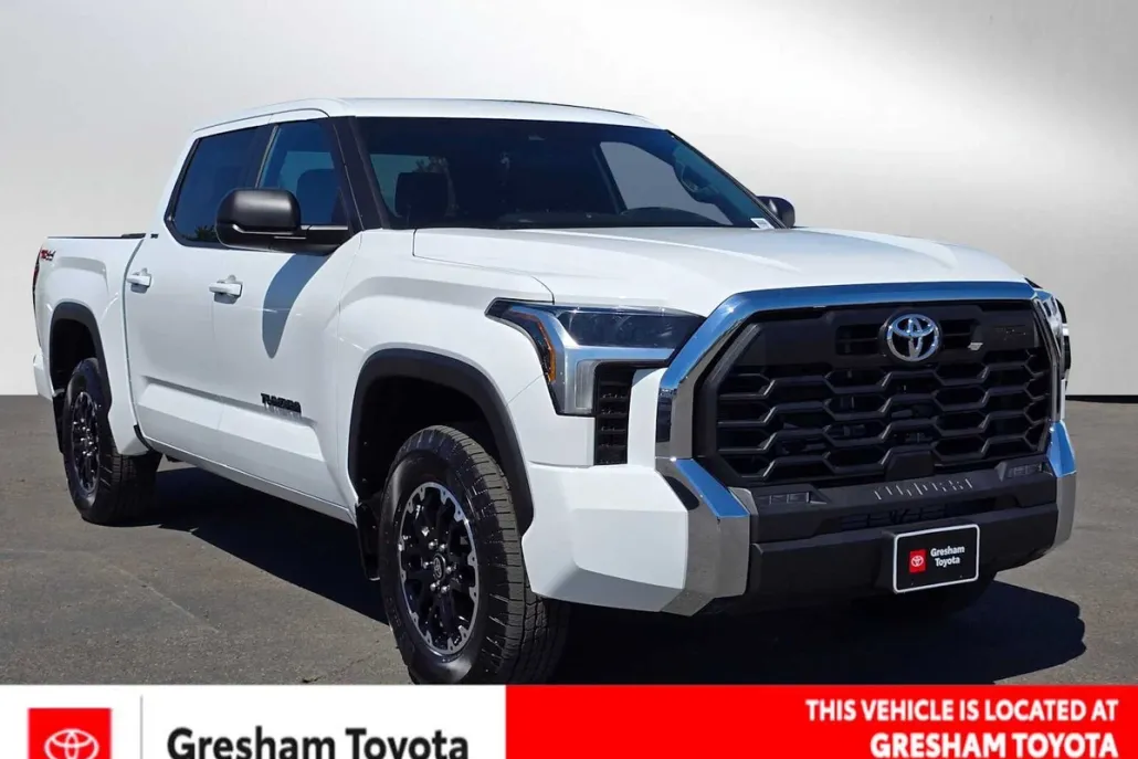 2025 Toyota Tundra SR5 photo 1