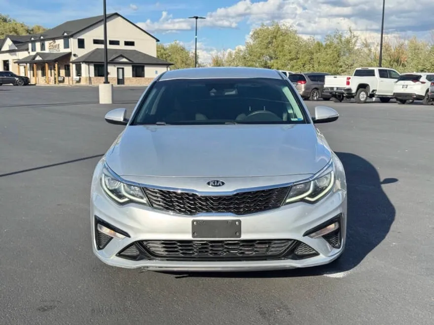2020 Kia Optima LX photo 1