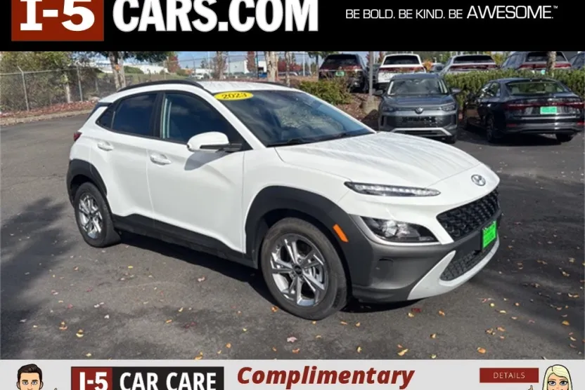 2023 Hyundai Kona SEL photo 1