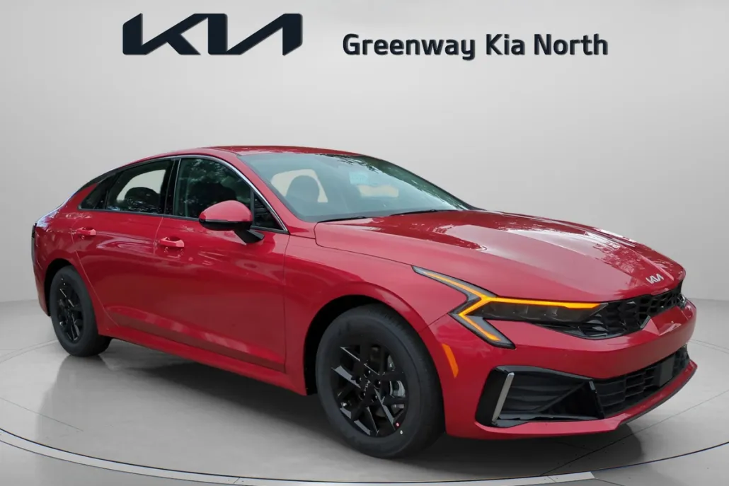 2025 Kia K5 LXS photo 1