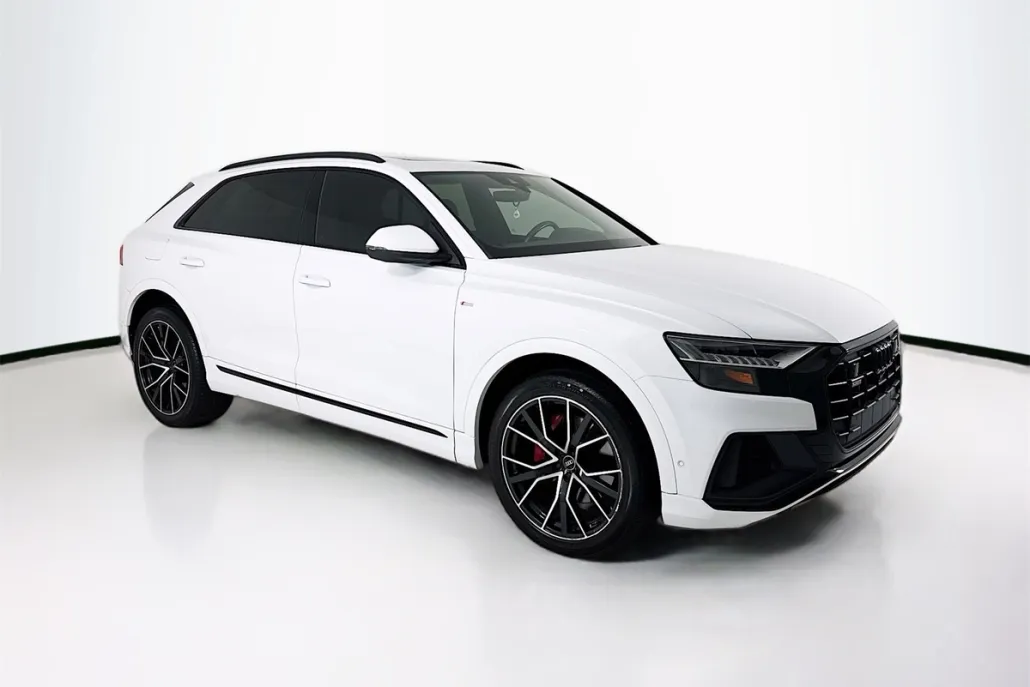 2021 Audi Q8 55 Premium Plus photo 1