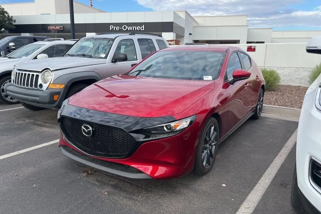 2022 Mazda Mazda3 Hatchback Select photo 1