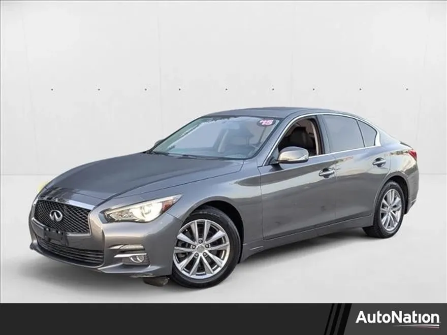 2015 Infiniti Q50 AWD photo 1